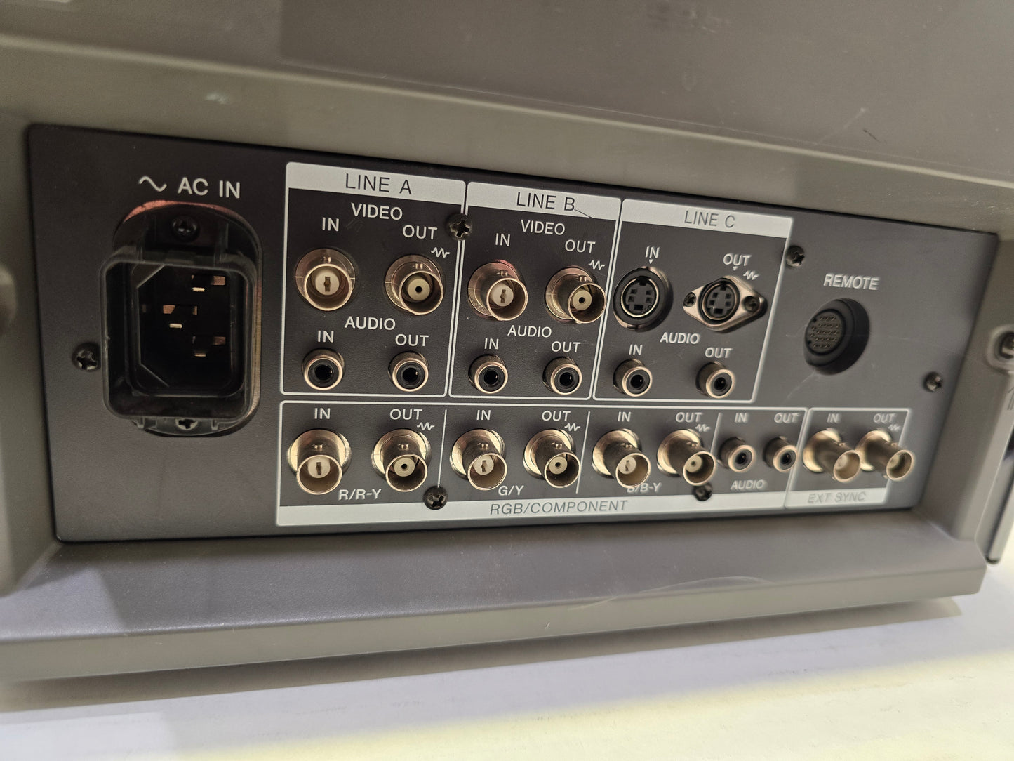Sony PVM-14M2U