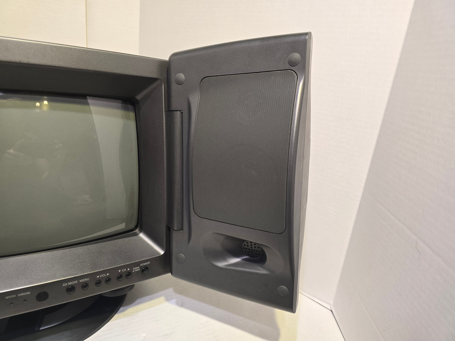 Samsung GX TV Monitor 13" (RGB Modded with BNC)
