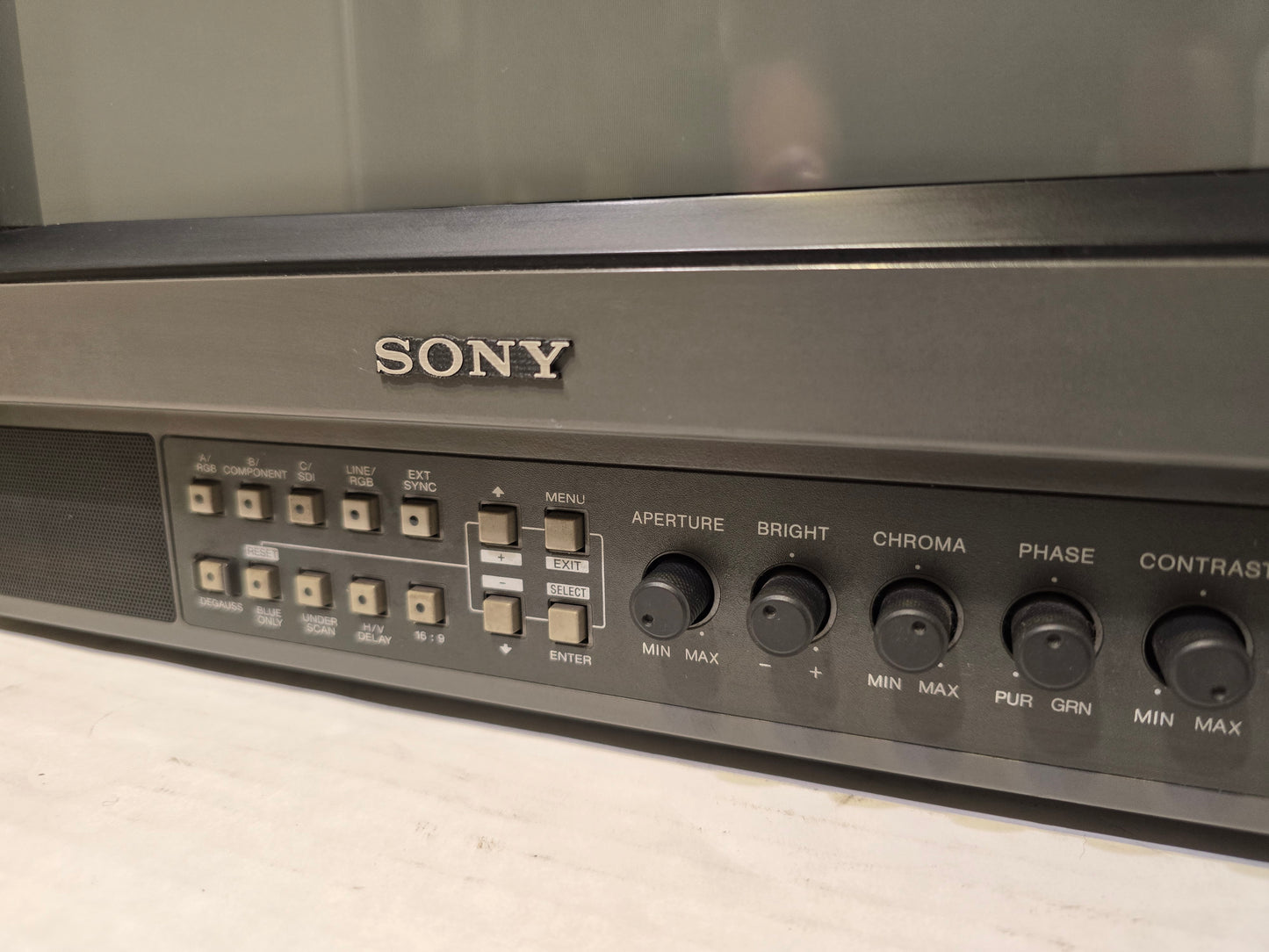 Sony PVM 14M4U