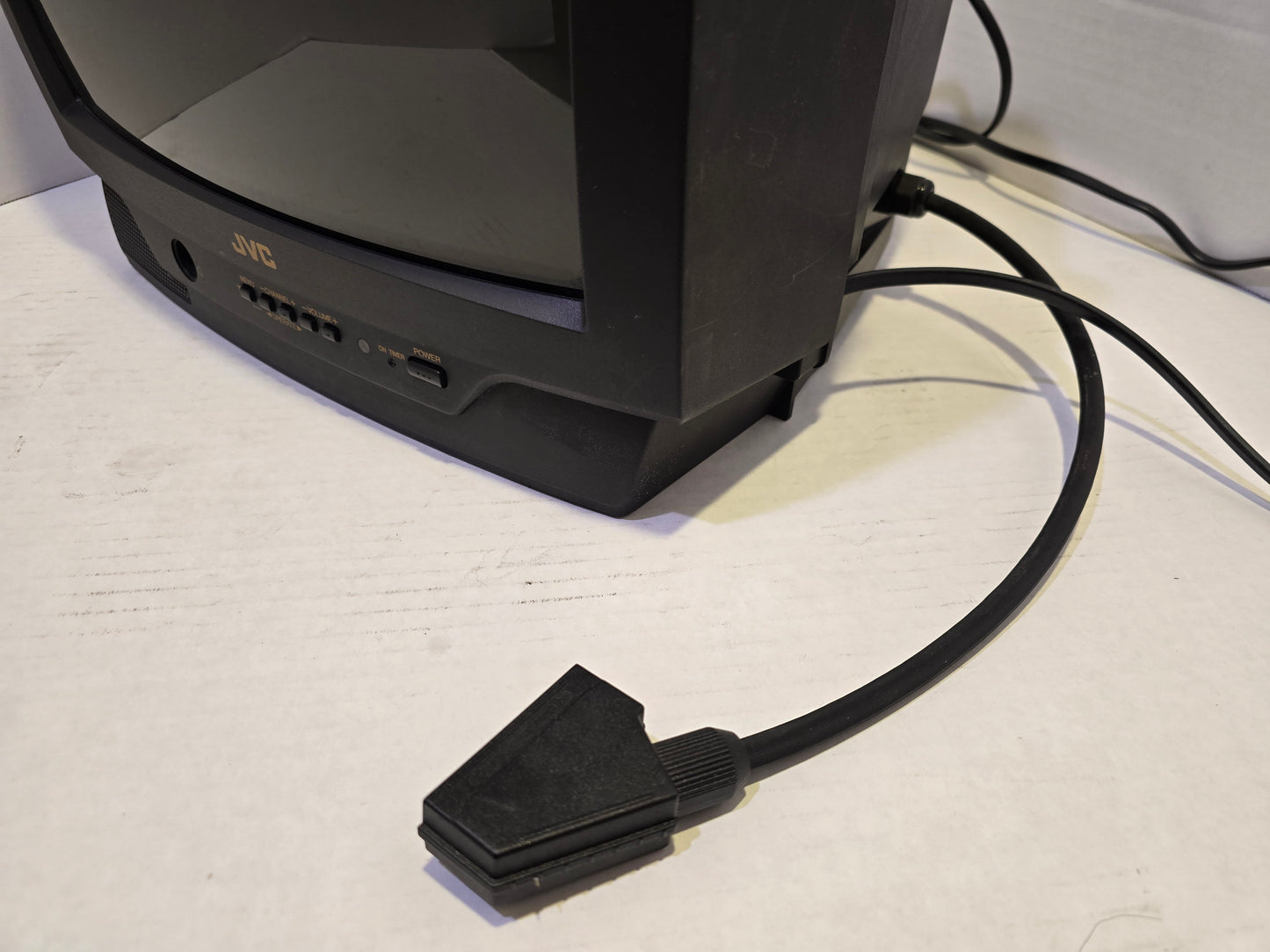 13" JVC C-13110 RGB