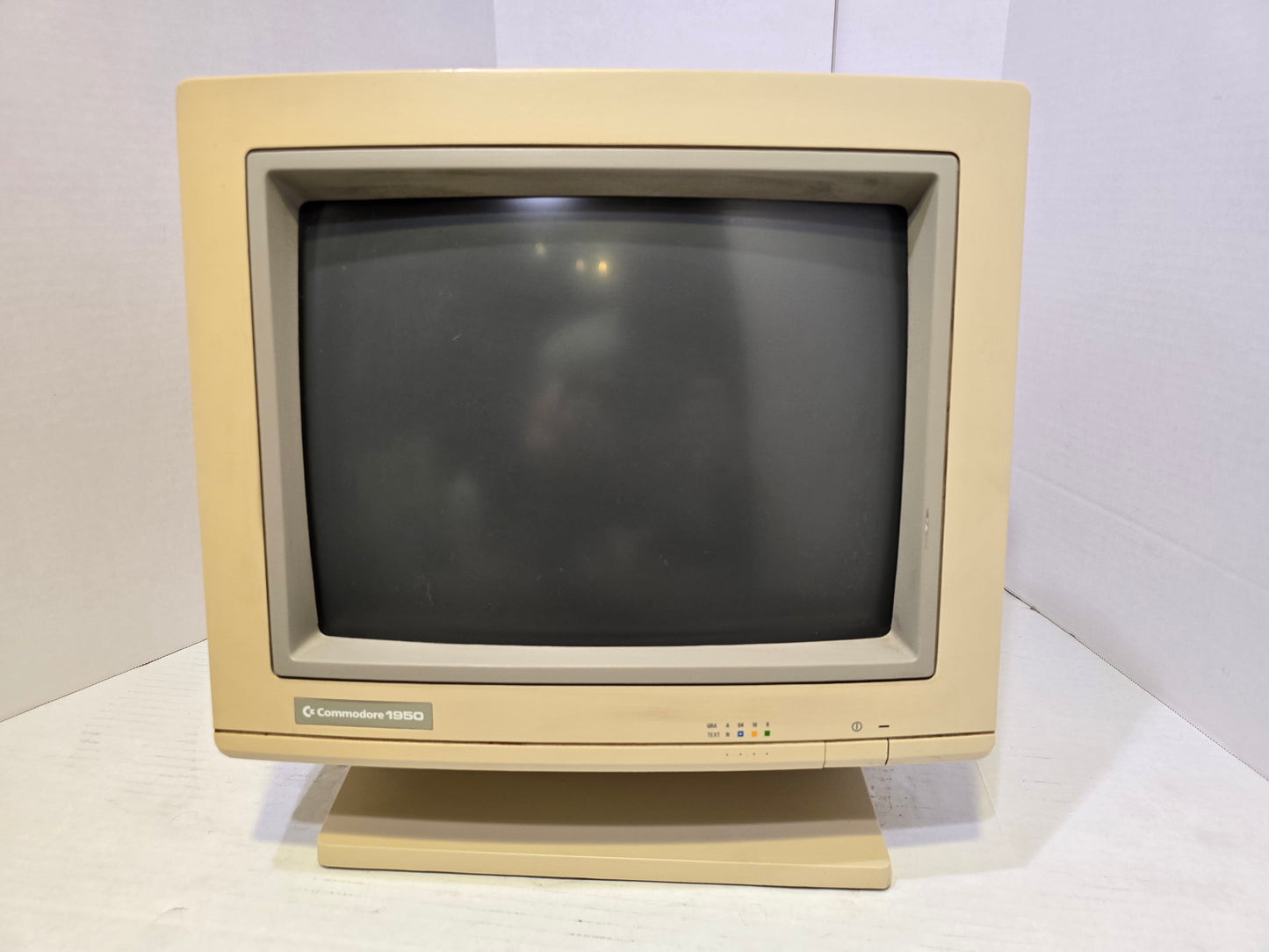 Commodore 1950 (Multiformat!)