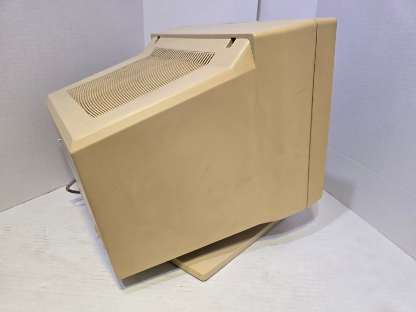 Commodore 1950 (Multiformat!)