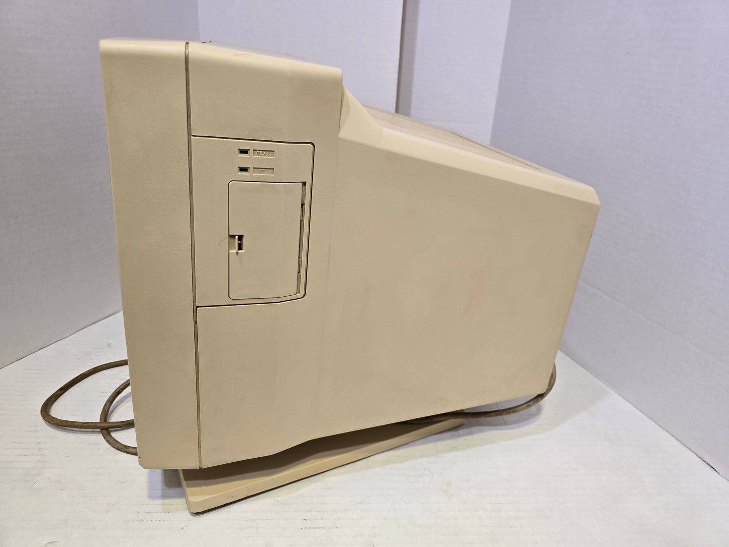 Commodore 1950 (Multiformat!)