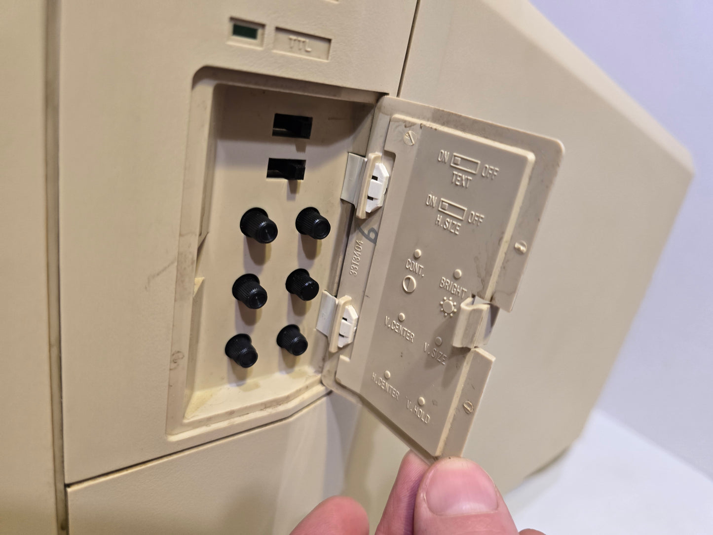Commodore 1950 (Multiformat!)