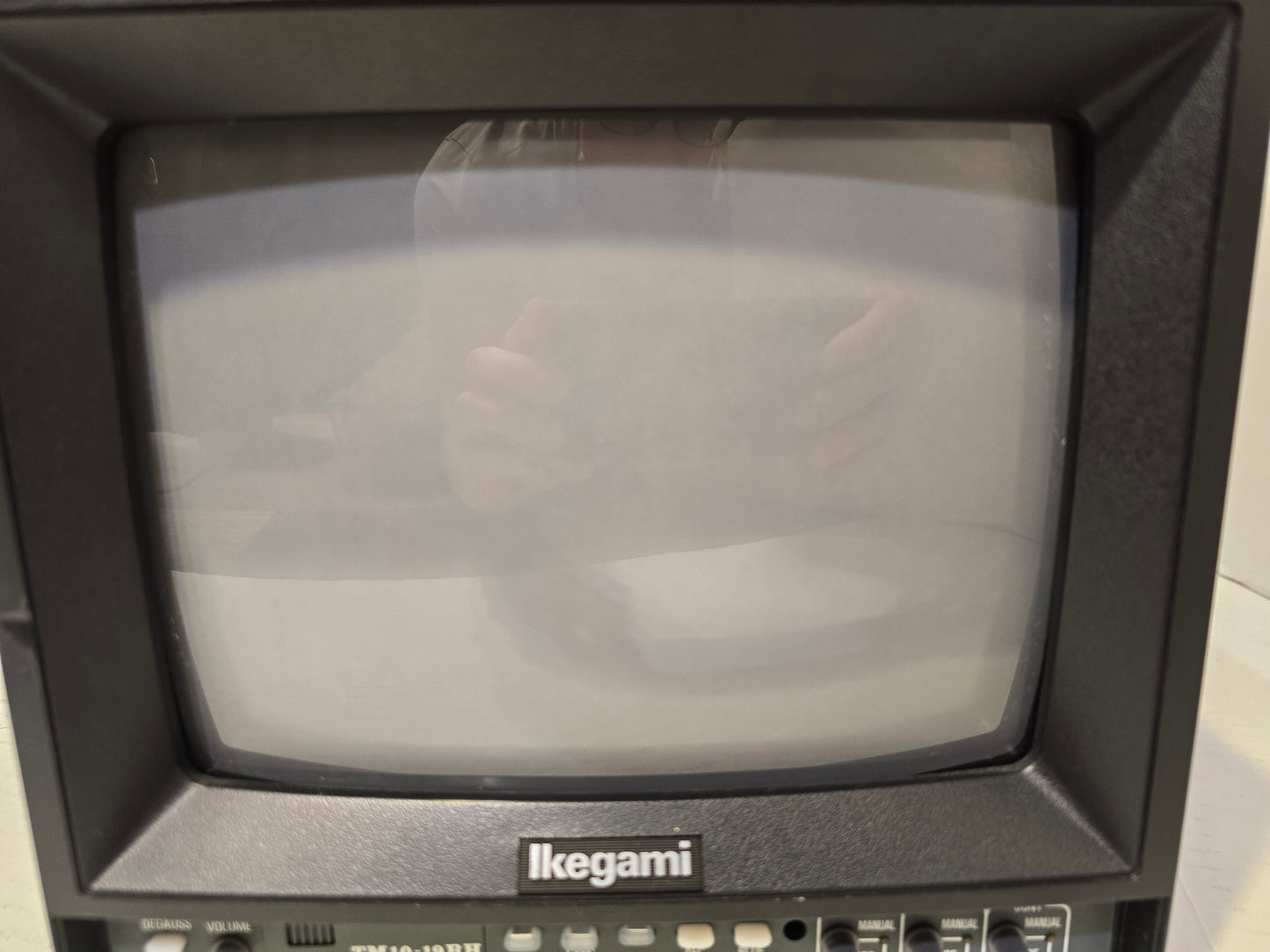 Ikegami TM10-19RHC