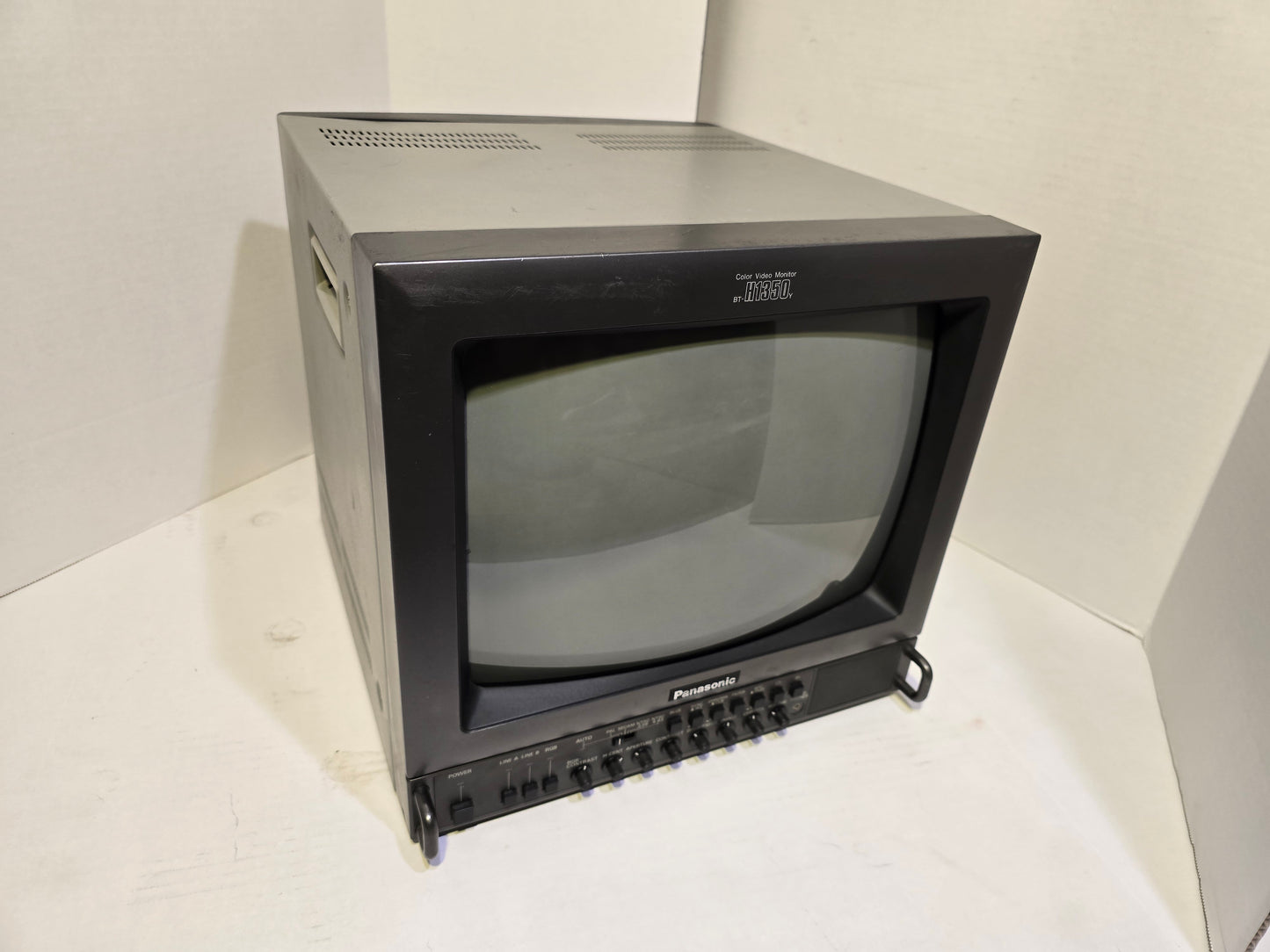 Panasonic BT-H1350Y