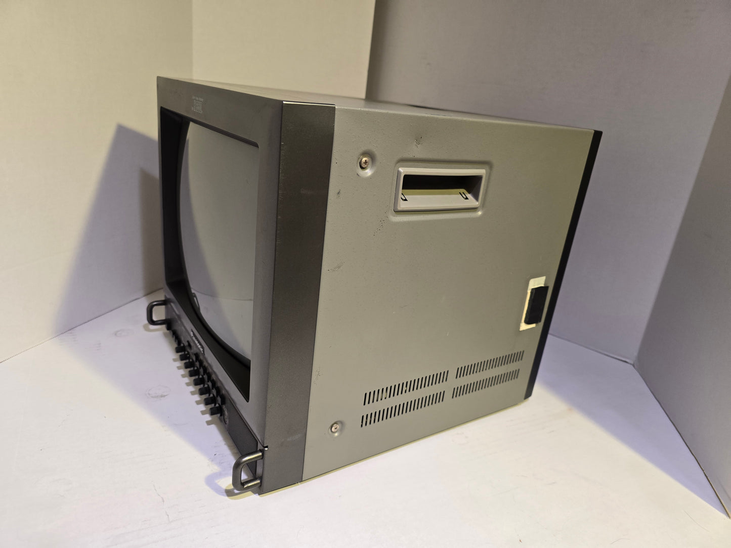 Panasonic BT-H1350Y